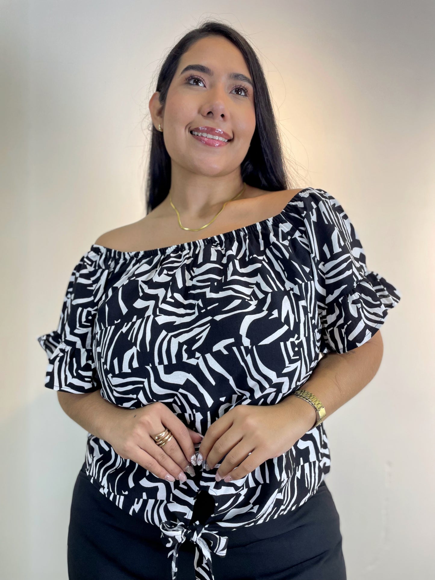 BLUSA RUBÍ – ELEGANCIA QUE ABRAZA TU FIGURA