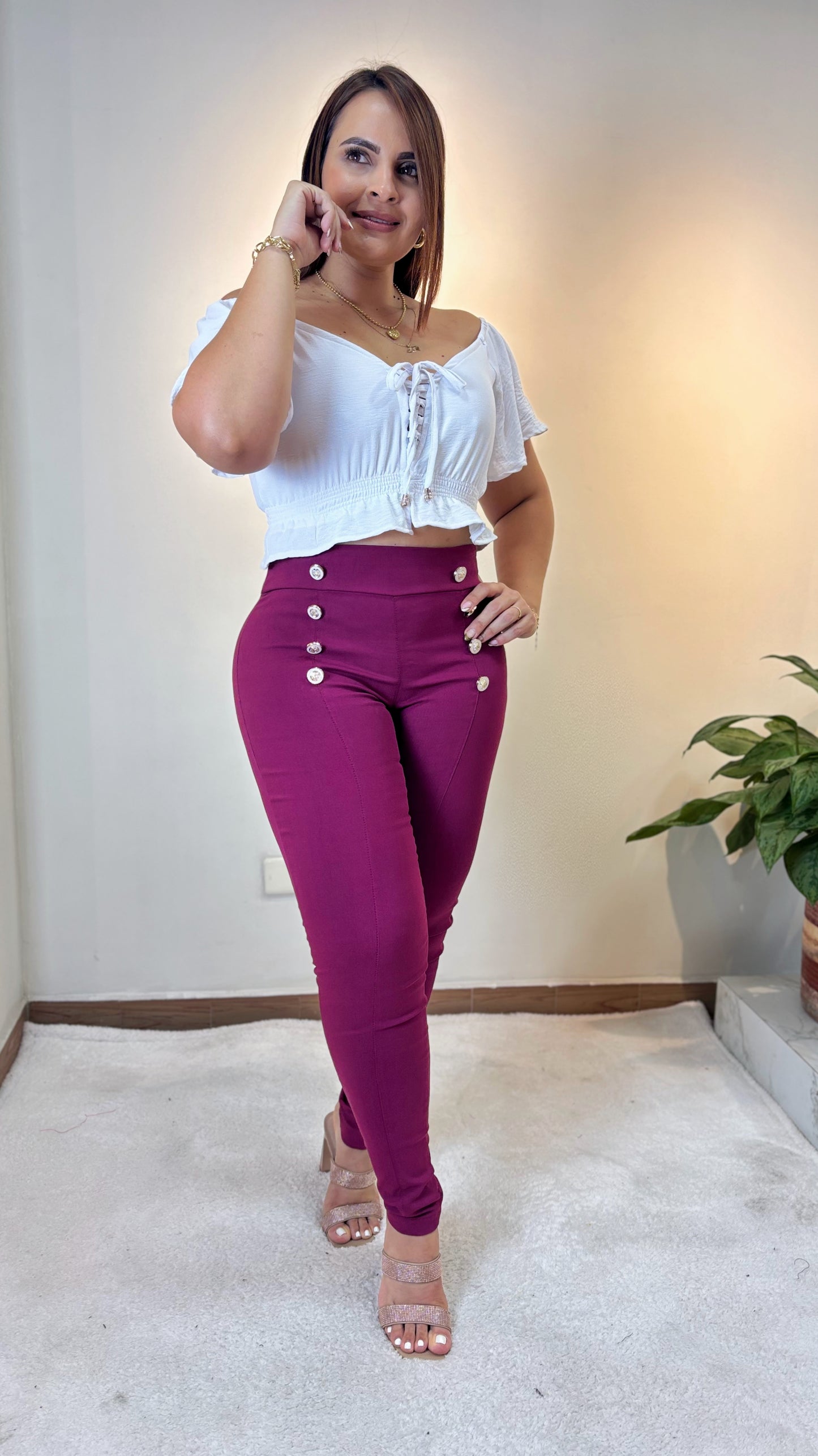 PANTALÓN THOMAS BENGALINA BOTONES DORADOS ✨